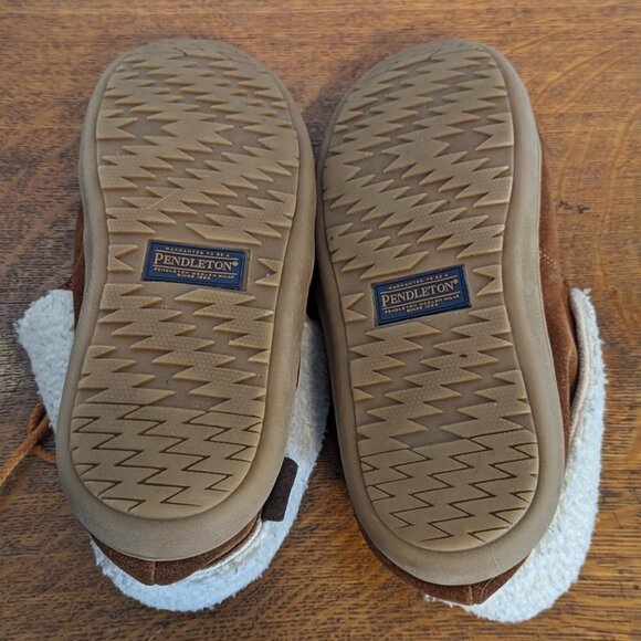 Pendleton Slipper Cabin Fold Leather Rubber Bottom Shearling Fleece Lined - Picture 3 of 8